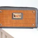 Premium Cowhide Ladies Wallet – Hand Carry Design